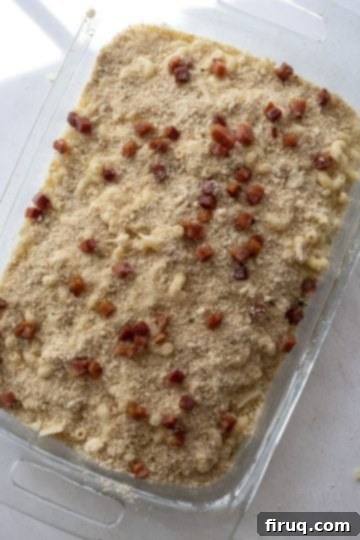 Authentic Italian Macaroni and Cheese 8 Mac and cheese topped with breadcrumbs and pancetta