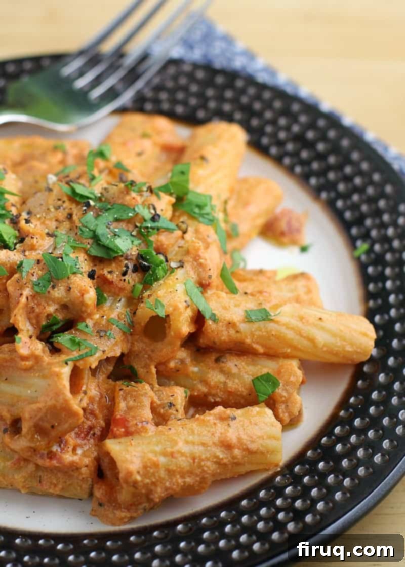 Creamy Vegan Vodka Pasta 3 Vegan Pasta alla Vodka, a dairy-free and heart-healthy creamy pasta dish.