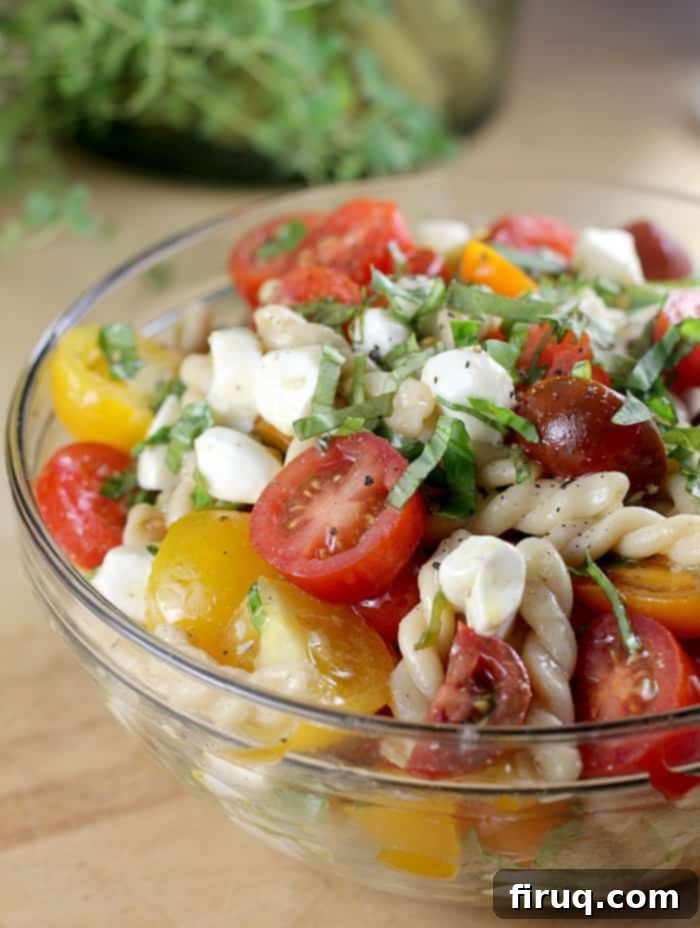 10-Minute Fresh Tomato Pasta with Lemony Vinaigrette 9 Fresh Tomato Pasta in Lemony Vinaigrette