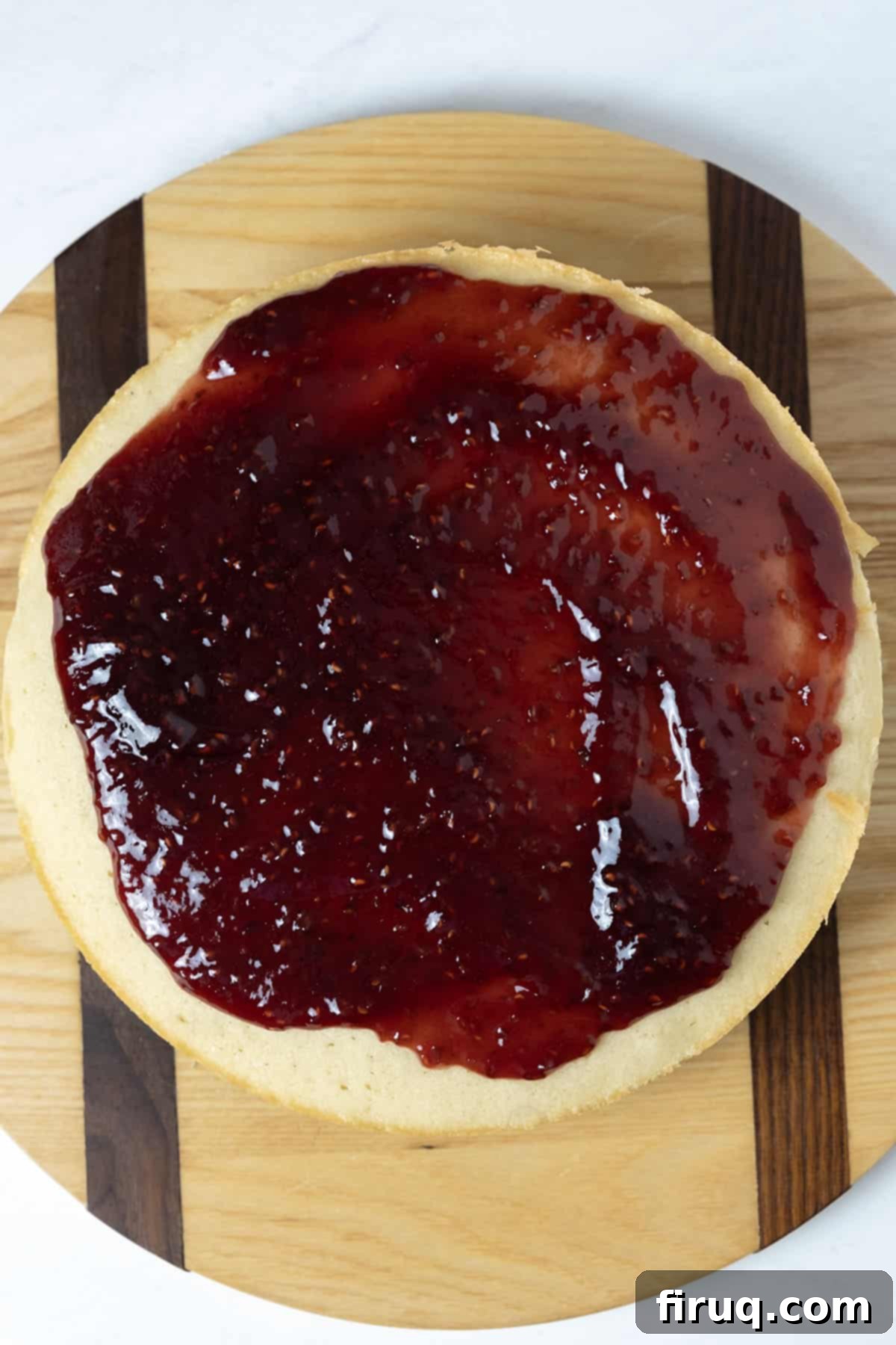 Spectrum Cookie Delight 9 raspberry jam spread on second layer