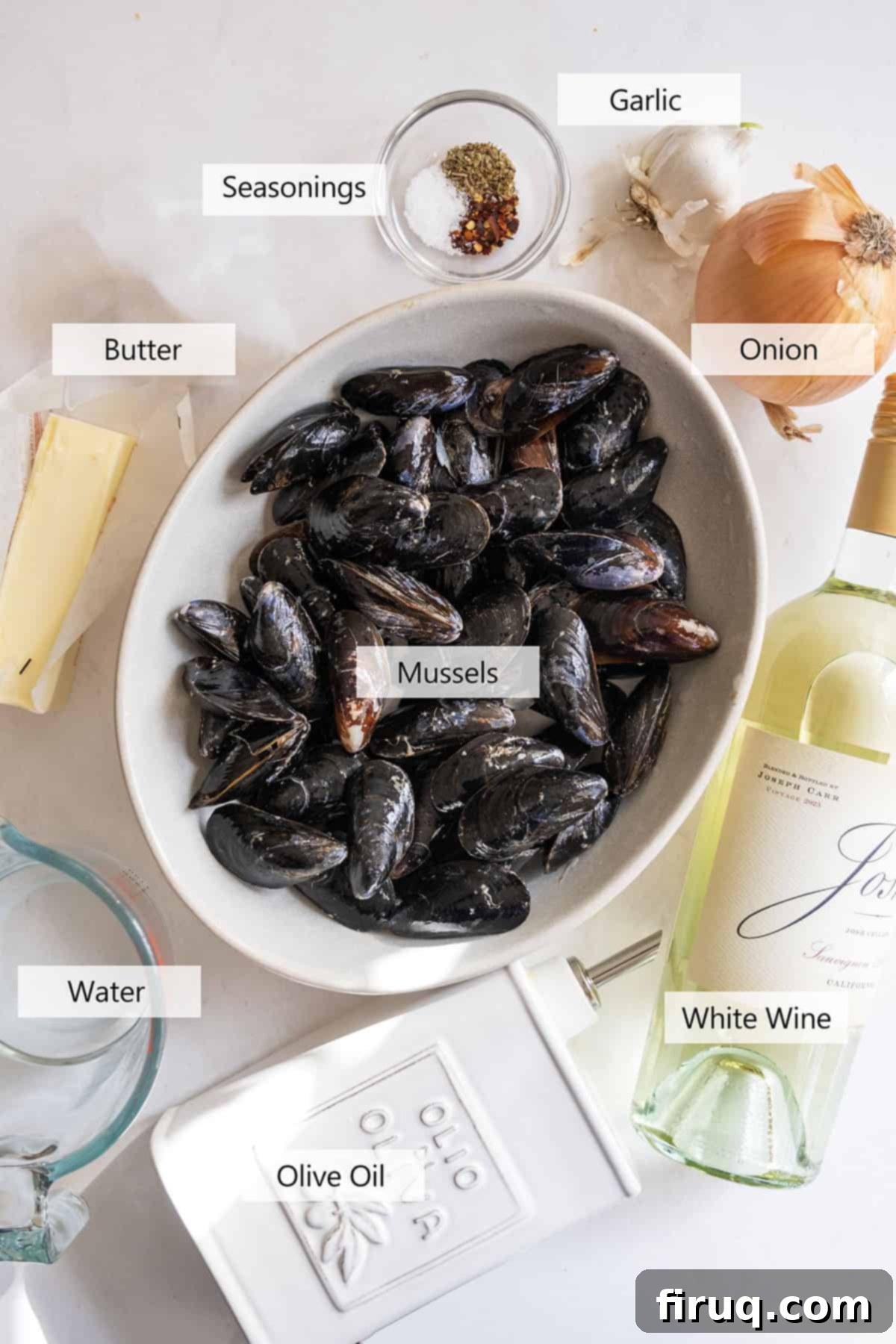 Mussels Infused with White Wine 3 Ingredients for the recipe.