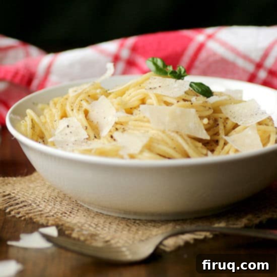 Homemade Cacio e Pepe Recipe A classic dish of Spaghetti Cacio e Pepe, ready to be served