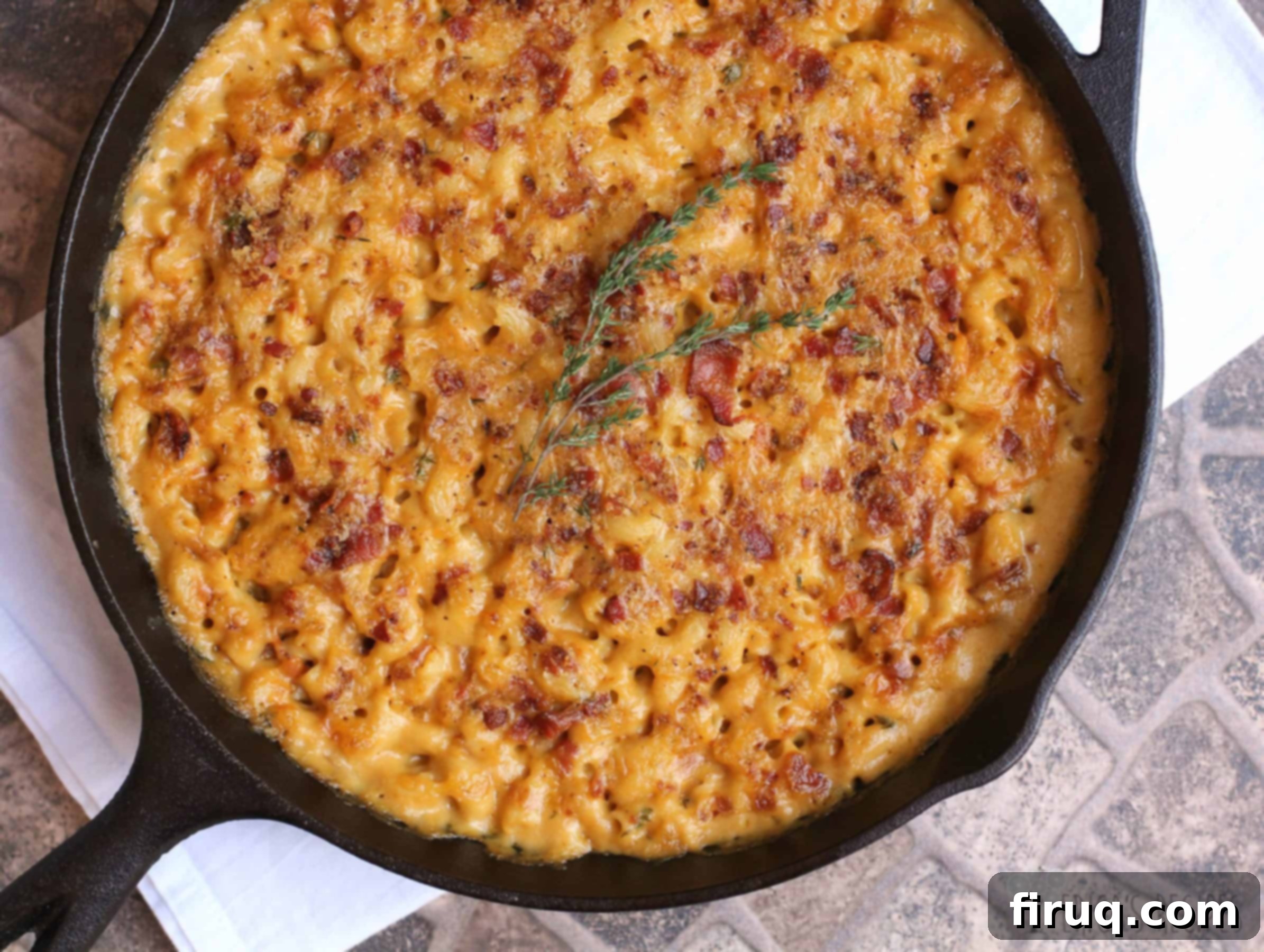 Beer-Infused Bacon Garlic Mac & Cheese 14 Garlic, Bacon, and Beer Macaroni and Cheese | EricasRecipes.com