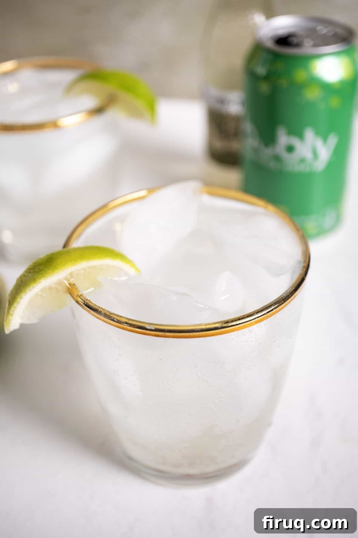 Refreshingly Crisp Alcohol-Free Moscow Mule 4 A close-up of a non-alcoholic Moscow Mule in a glass, beautifully garnished with a lime wedge and a mint sprig.