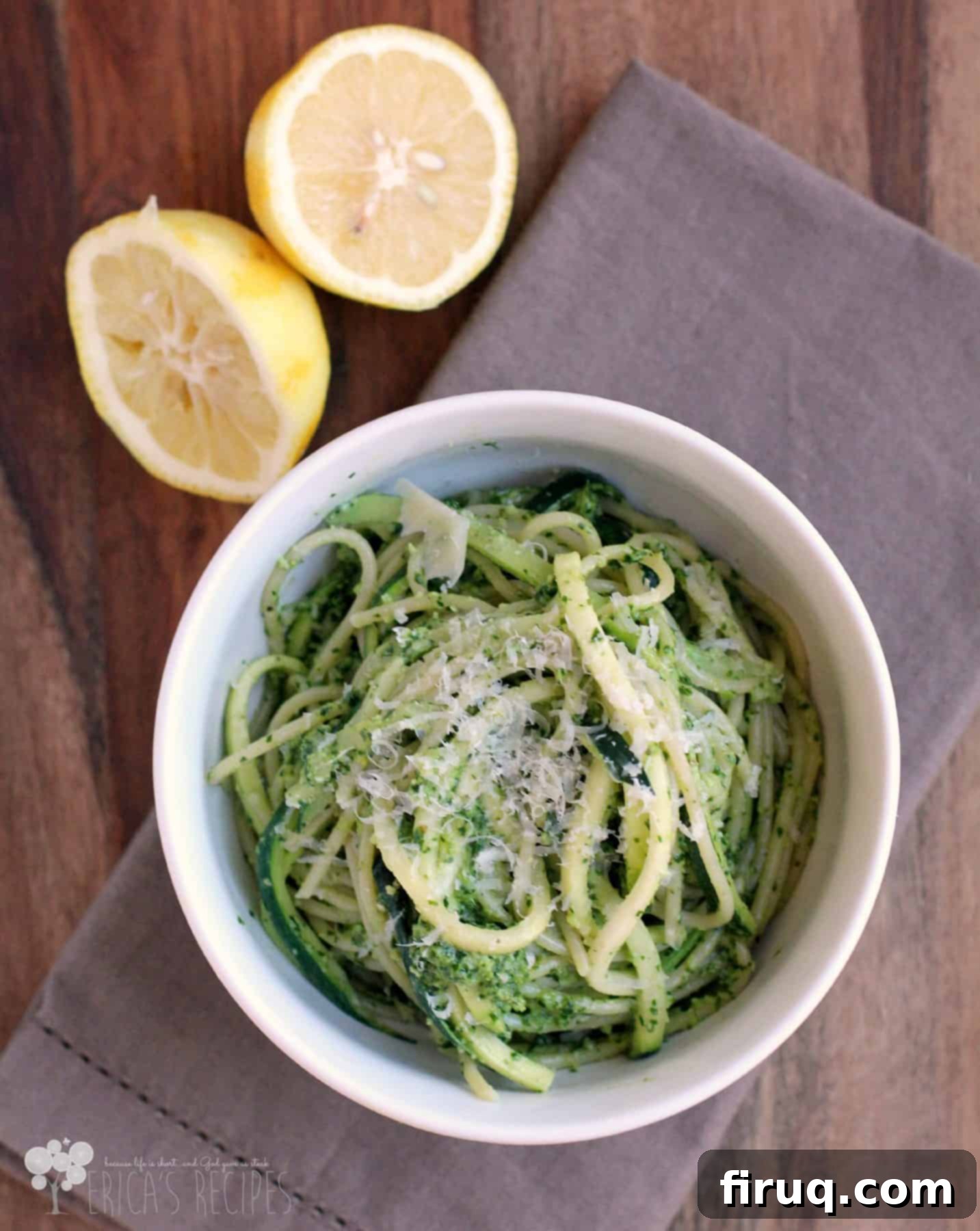 Zucchini Spirals with Zesty Kale-Lemon Pesto 4 Zucchini Spaghetti with Lemony Kale Pesto