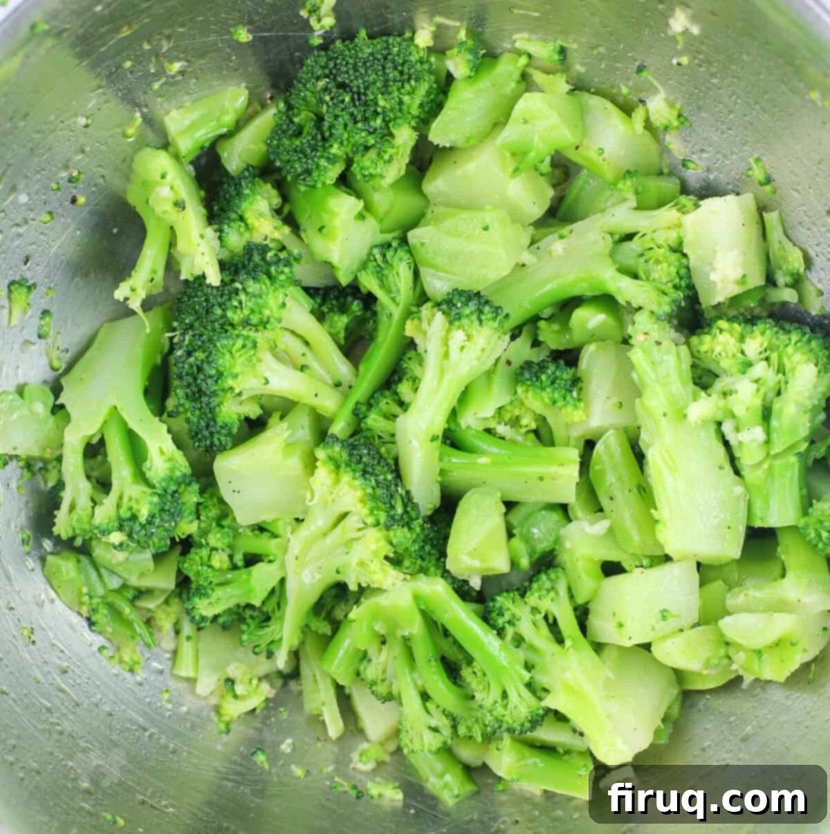 Creamy Broccoli Pizza 7 broccoli in metal bowl